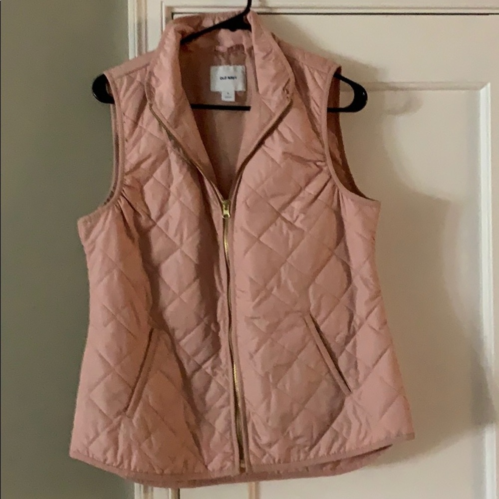 Size medium puffer vest